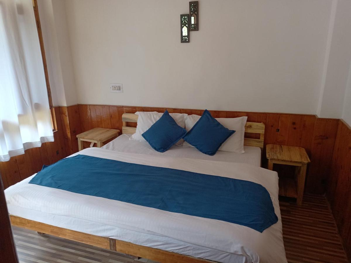 Отель Jibhi Highness River Side Экстерьер фото