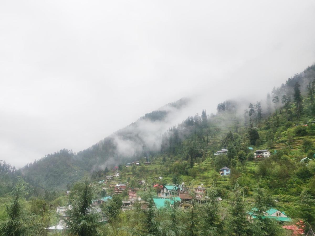 Отель Jibhi Highness River Side Экстерьер фото