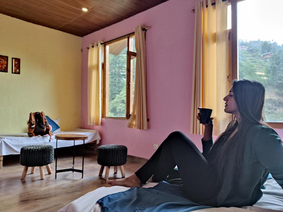 Отель Jibhi Highness River Side Экстерьер фото